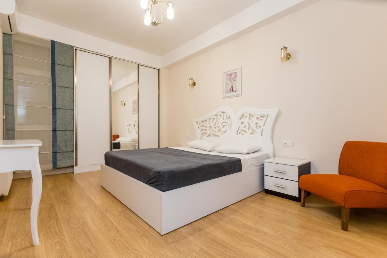 Central Comfort Place L Tbilisi Buitenkant foto