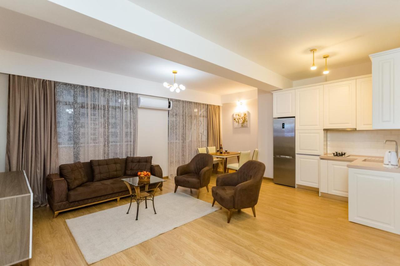 Central Comfort Place L Tbilisi Buitenkant foto