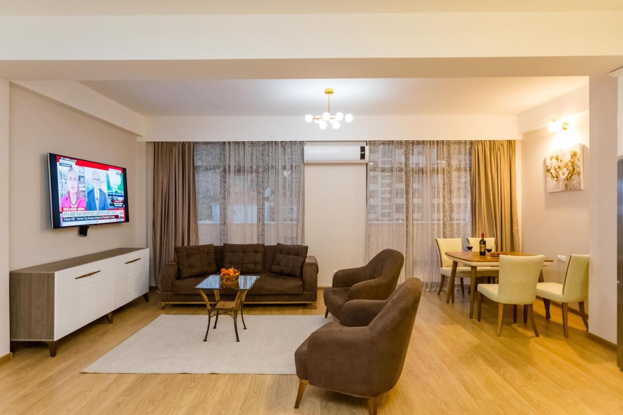 Central Comfort Place L Tbilisi Buitenkant foto