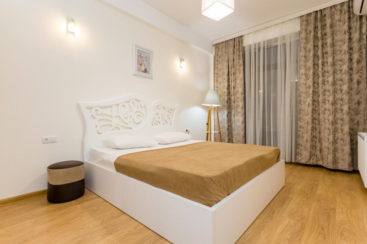 Central Comfort Place L Tbilisi Buitenkant foto
