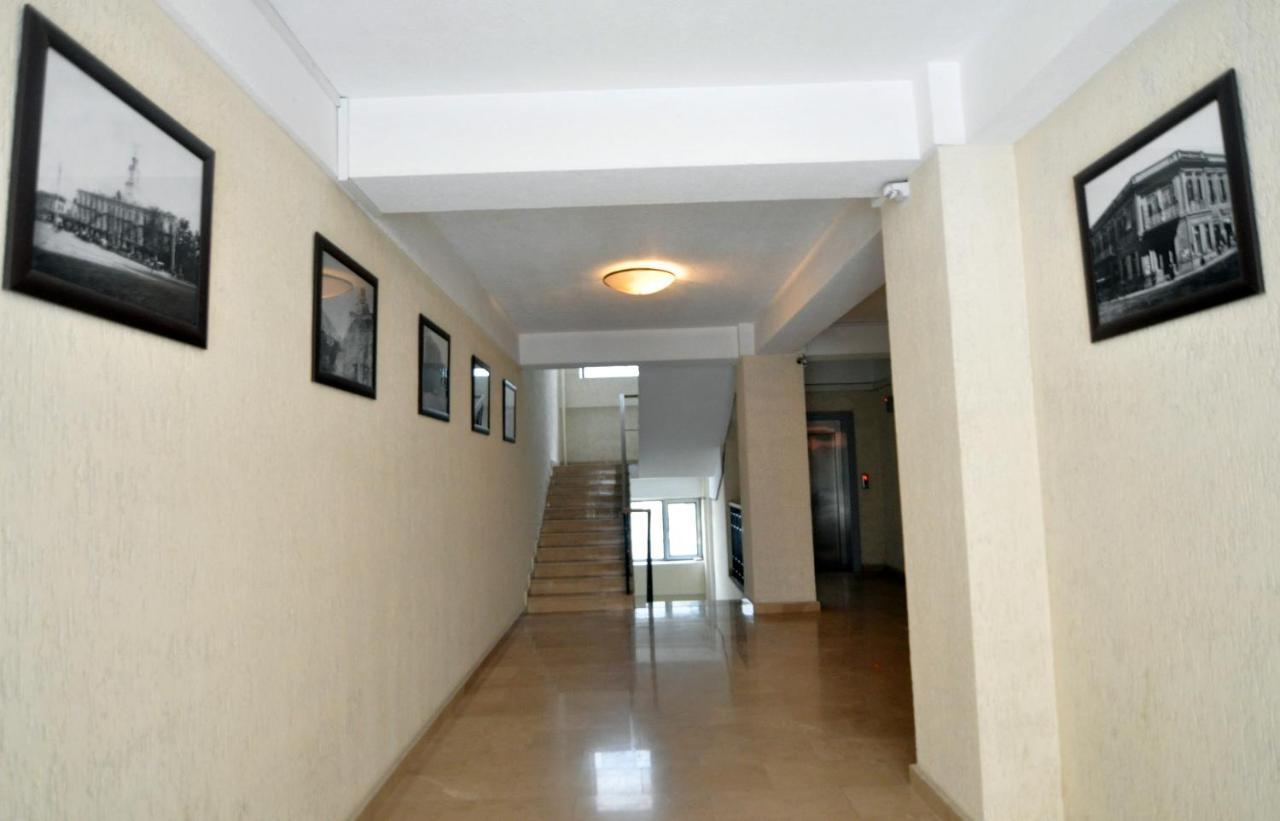 Central Comfort Place L Tbilisi Buitenkant foto
